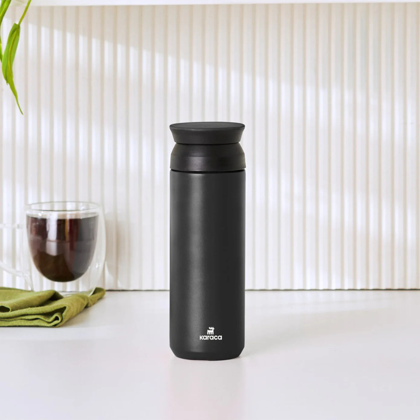 Karaca Rainbow Steel Auslaufsichere Thermoskanne 500 ml, schwarz