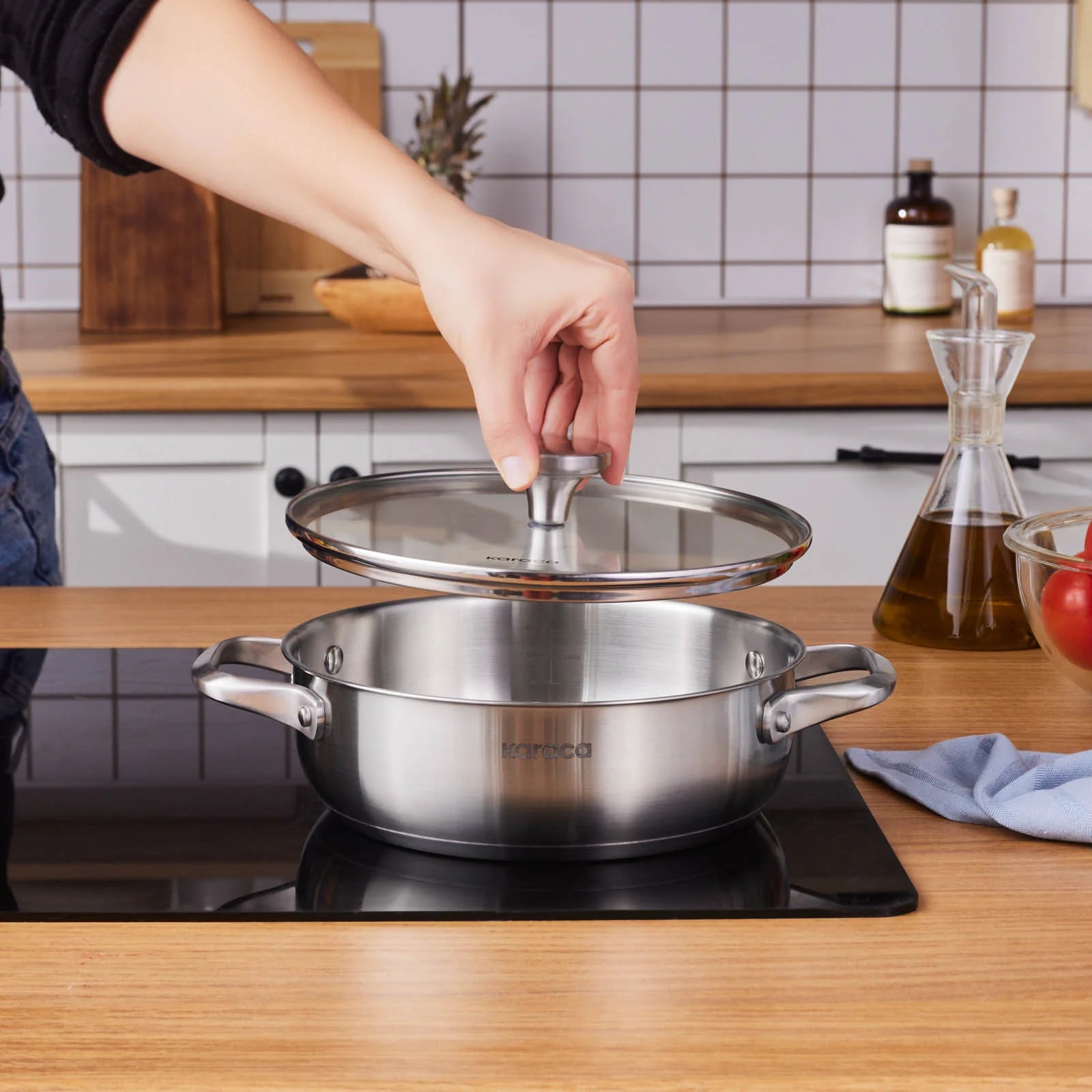 Karaca Elite Edelstahl-Kasserolle Flach 22 cm