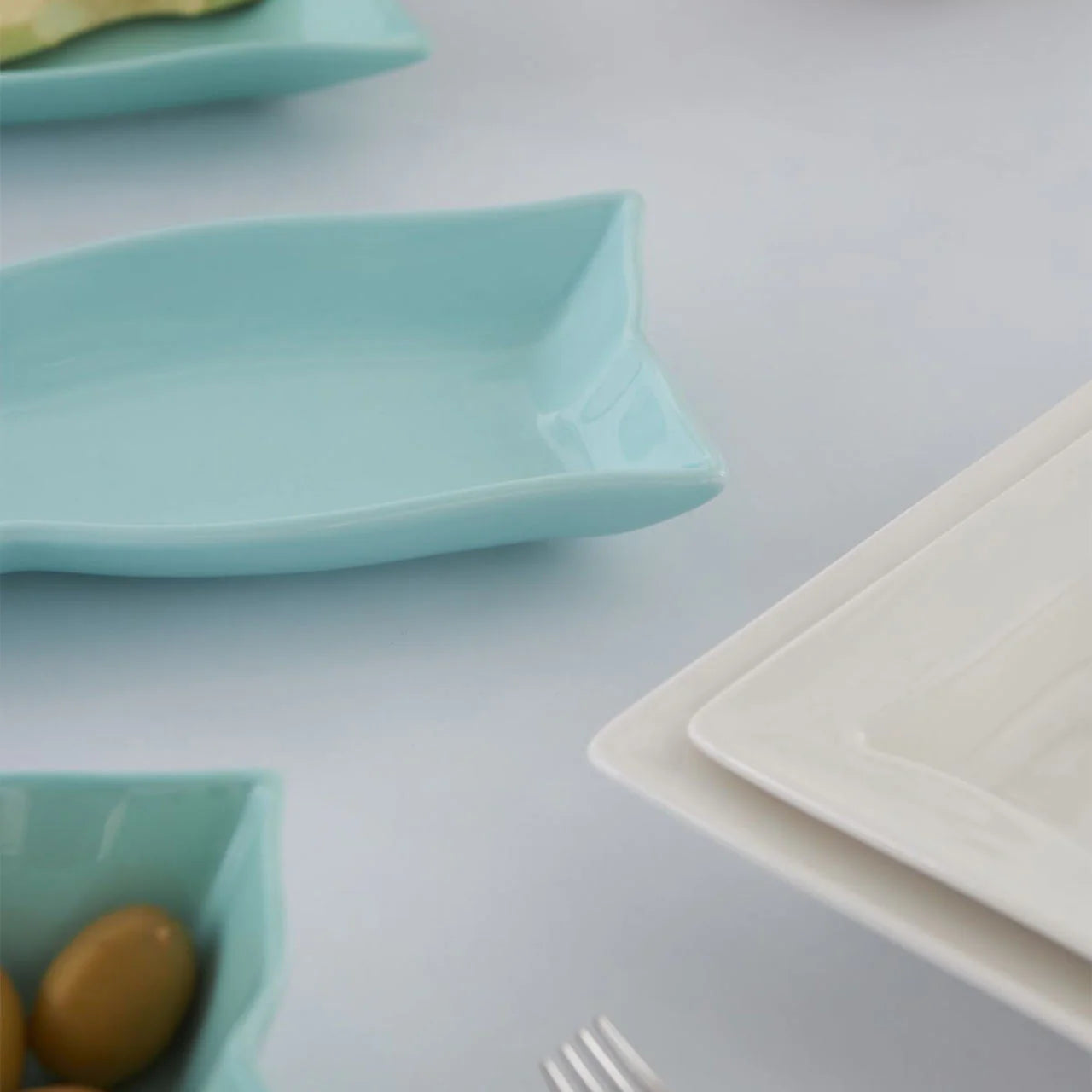 Essential Ceramic Dinnerware Set