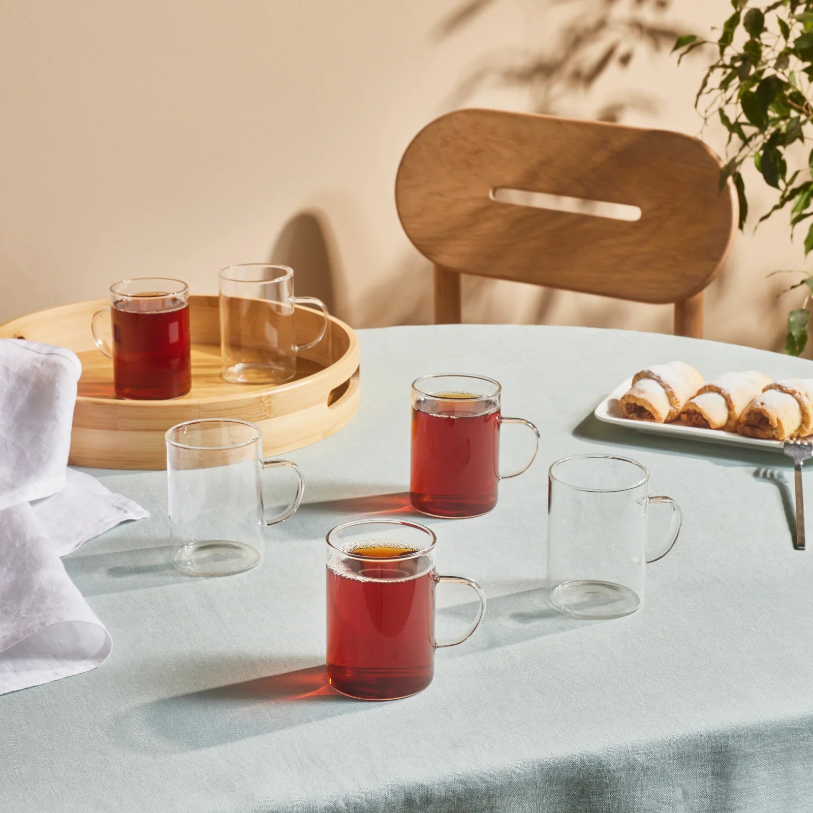 Classic Glass Mug Set